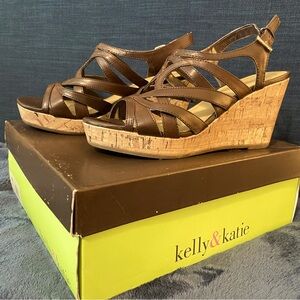 Naturalizer Corkscrew Wedge Sandal | Jaylyn-kk | Brown | Size 7M